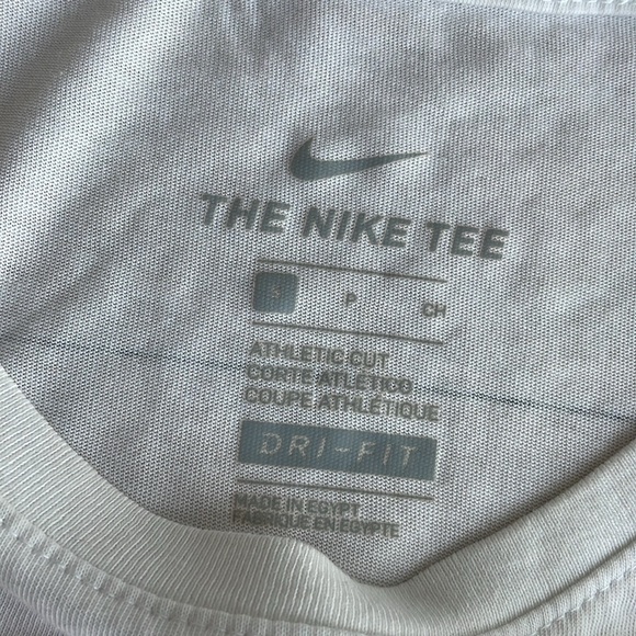 Nike NYC Tee Shirt - Picture 4 of 9